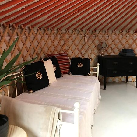Hotel Gilfach Gower Farm Luxury Yurt With Hot Tub Ammanford Exterior foto
